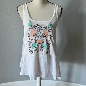 Element Floral Embroidered Tank Top Peplum Tank
Crinkled Hem